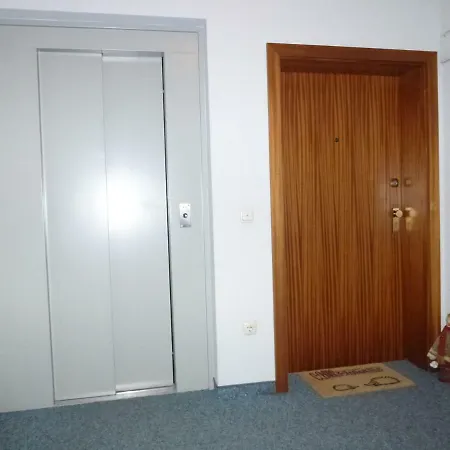 Διαμέρισμα Ferienwohnung Nahe Messe Und Uni *