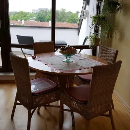 Ferienwohnung Nahe Messe Und Uni Aψβούργη